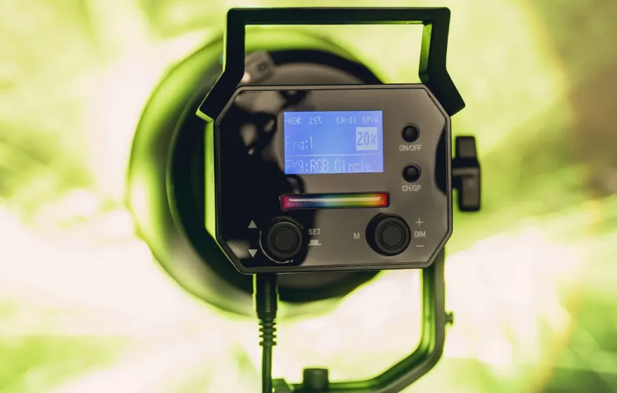 Lampa LED Newell RGB Pravaha